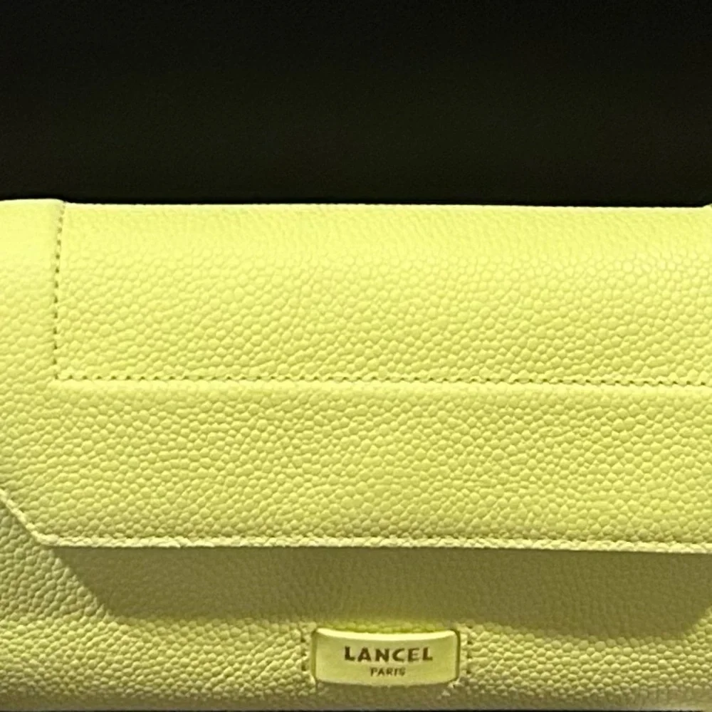 Lancel Ninon Leather Lime Chain Wallet Crossbody - Picture 10 of 10